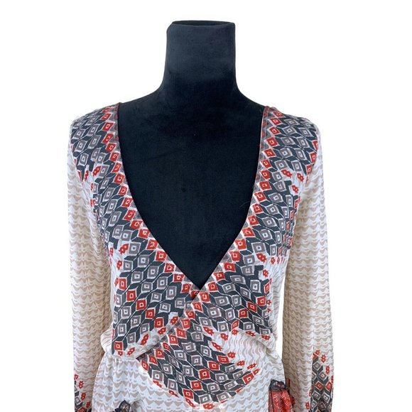 Free People Boho Geometric Chiffon Tunic Blouse Deep V-Neck SZ S Balloon Sleeves - Picture 2 of 8